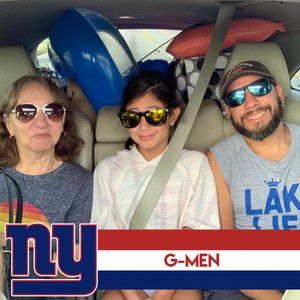 Meet your Posher, Dennis